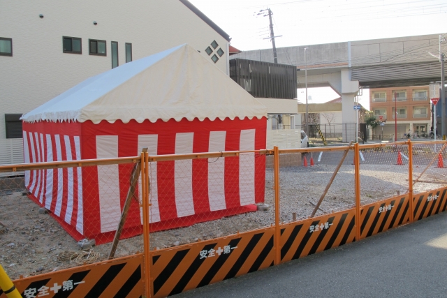 日本の伝統的な儀式、地鎮祭！事前に必要な準備について