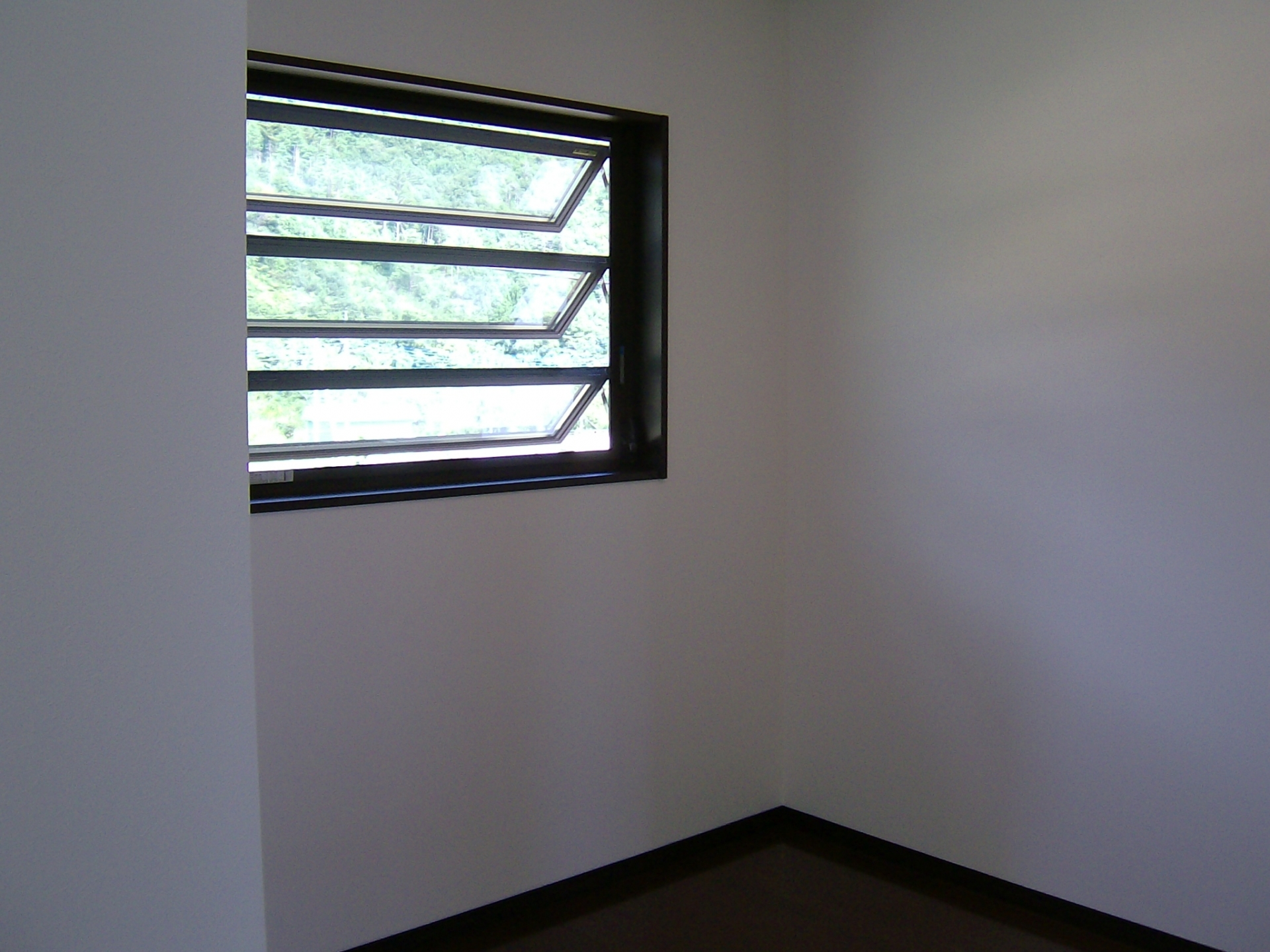 新築時に網戸を設置しないケースとその注意点