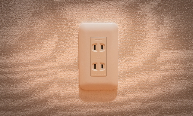 暮らし始めてから気づく！意外と多い「コンセントの後悔」あるある