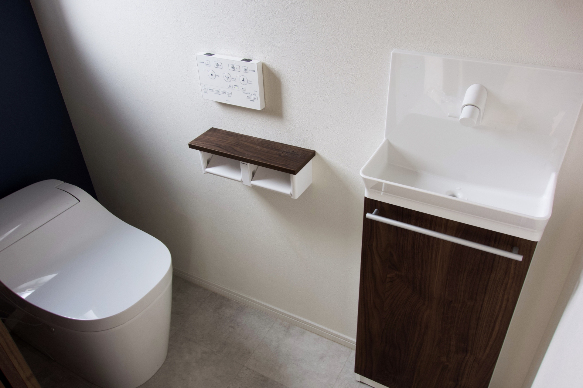 タンクレストイレで後悔する人の共通点とは？人気でも失敗しやすい理由を解説